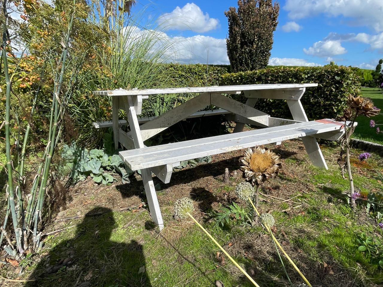 Picknicktafel. GRATIS