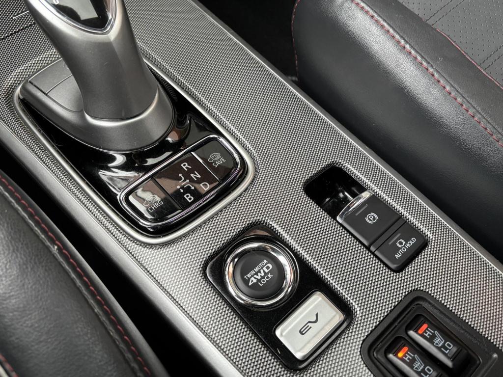 Mitsubishi Outlander 2.0 phev s-edition afneembare trekhaak!