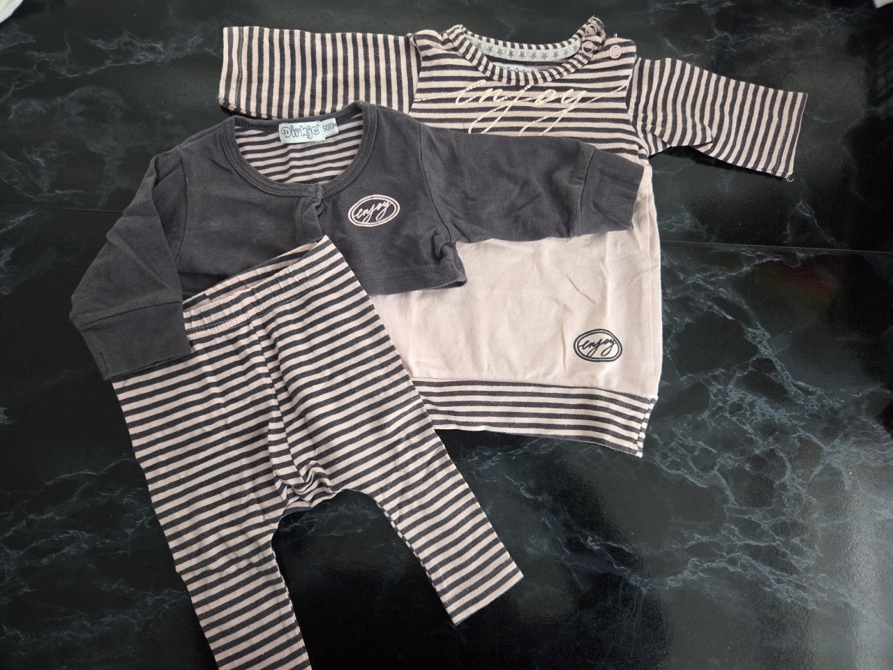 Meisjes kleding maat 50/56