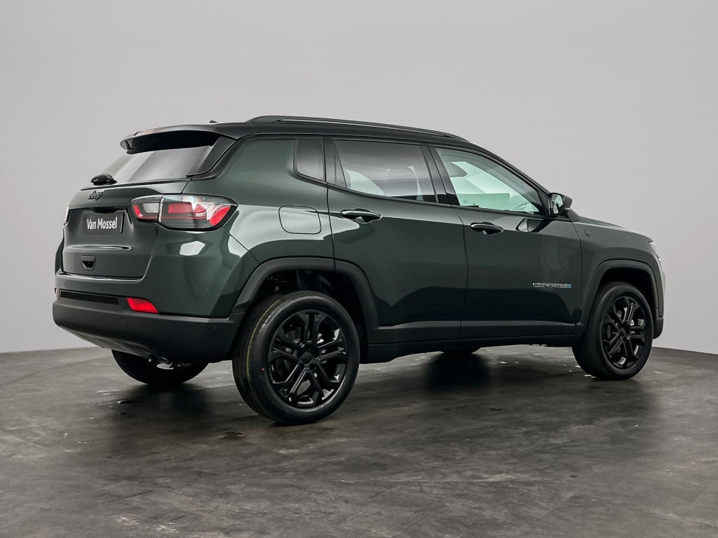 Jeep Compass 1.5t e-hybrid the north star | winterpack | camera | parkeerse