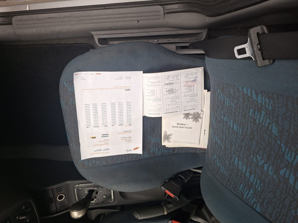 Opel Corsa 1.2 16v enjoy