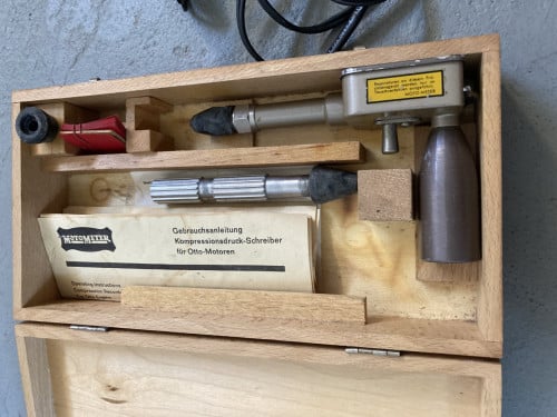 Compressiemeter Benzinemotor Moto Meter in kist