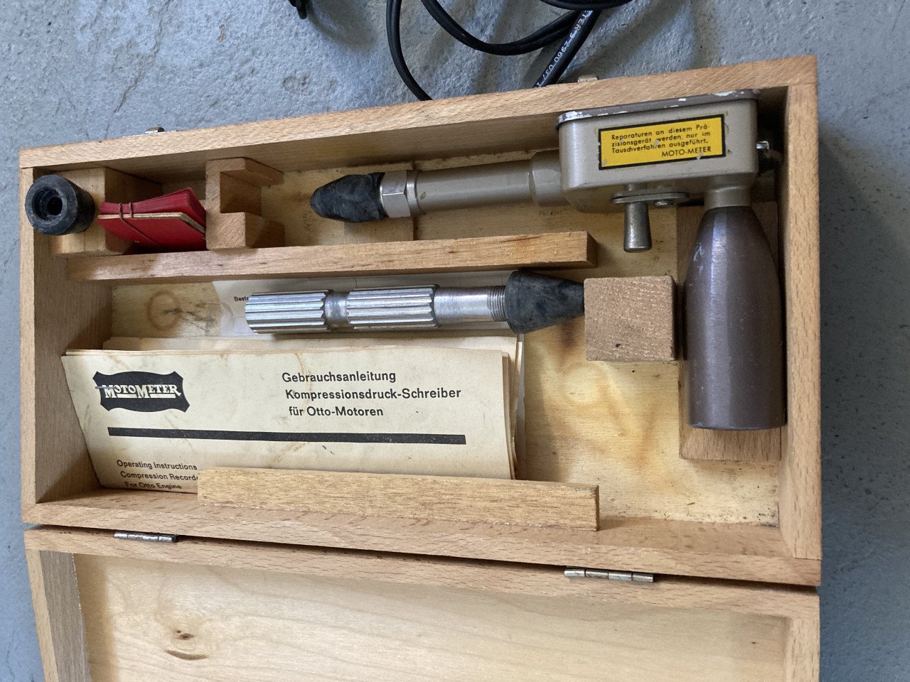 Compressiemeter Benzinemotor Moto Meter in kist