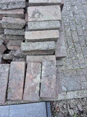 Gratis af te halen rode klinkers