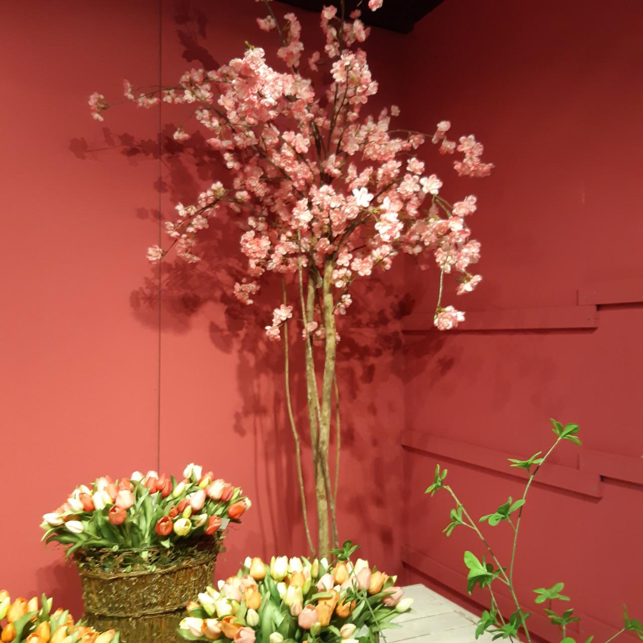 ZIJDE KUNSTPLANTEN BOMEN EN BLOEMEN