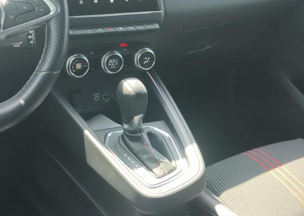 Renault Clio 1.6 e-tech hybrid 140 r.s. line - camera