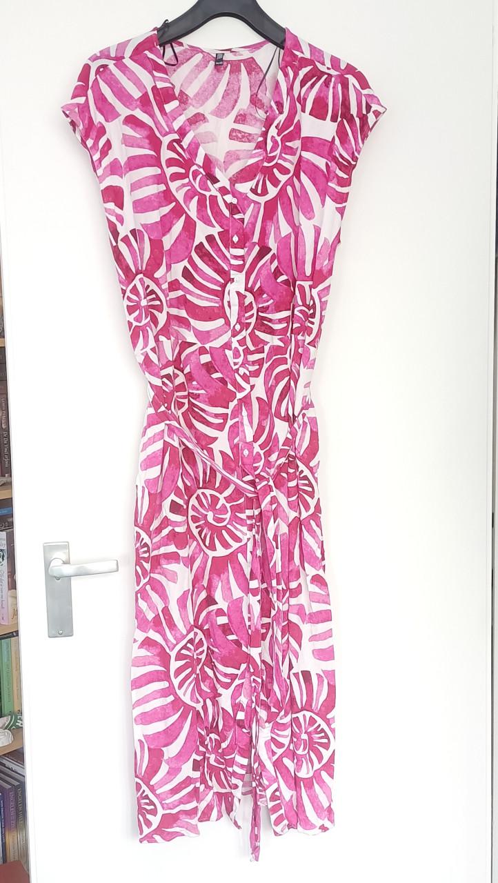 Mooie zomerjurk mouwloos. Merk Ladies Fashio. Maat 46.