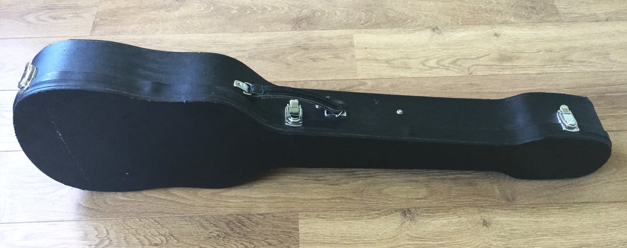 Beatles bass: Hofner Ignition Cavern SE + bijpassende hard case