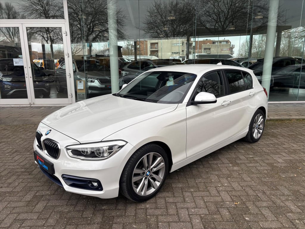 BMW 1 Serie (f20) 118i 136pk aut steptronic sport line | unieke km stand|ri