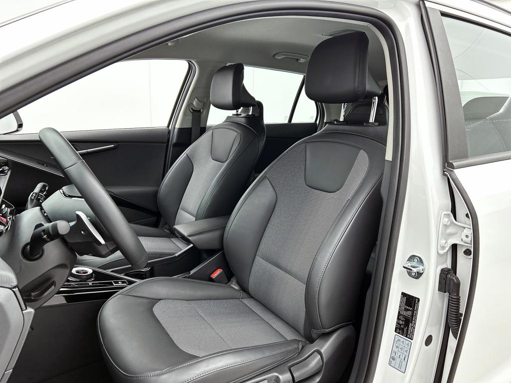 Kia Niro 1.6 gdi hybrid dynamicline interesse in deze kia? deze is uitsluit