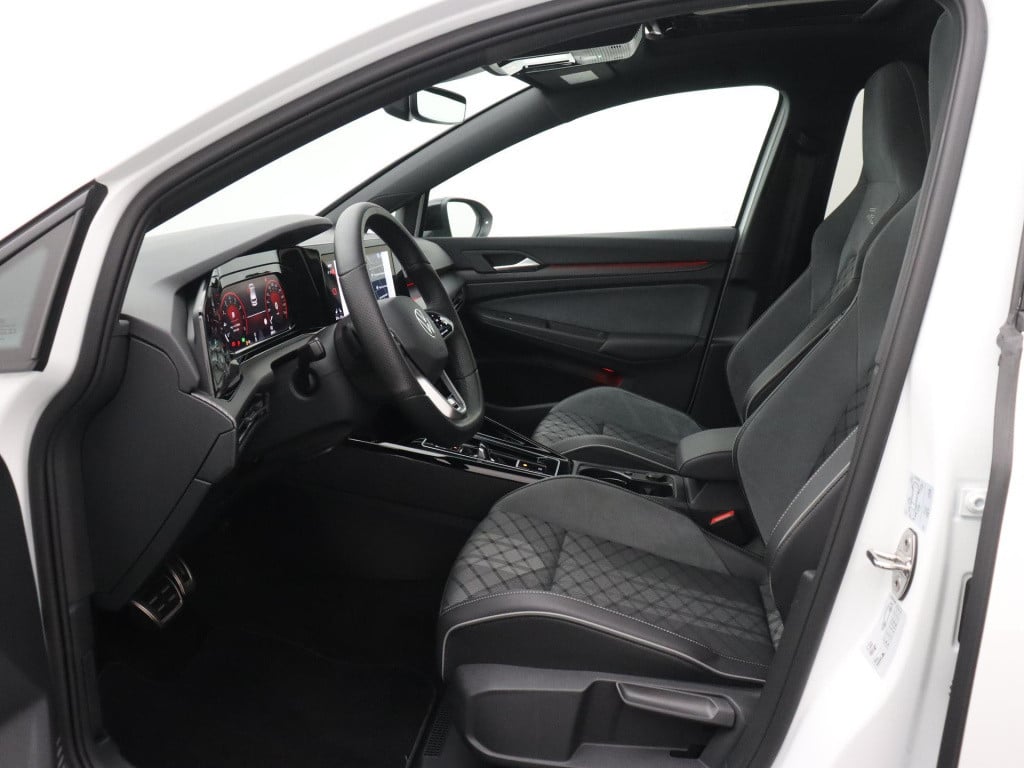 Volkswagen Golf 1.5 etsi r-line business | camera | navigatie | apple carpl