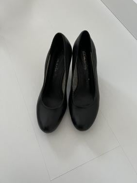 Pumps zwart Tamaris mt 39