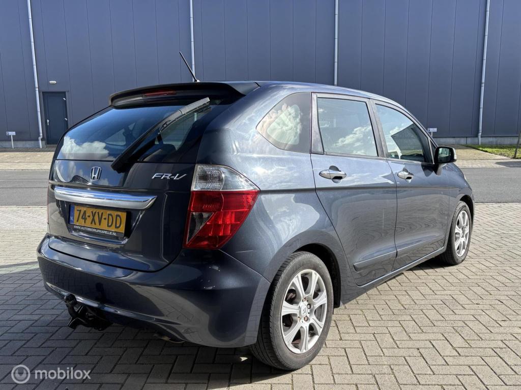 Honda Fr-v 2.0i comfort 6 versn. apk 5-2027