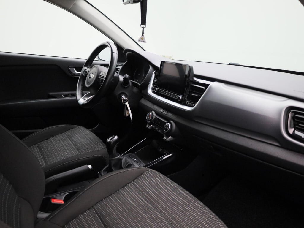 Kia Stonic 1.0 t-gdi mhev dynamicplusline | lmv | navigatie | parkeer senso