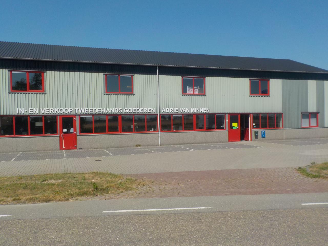 Stoffen bank in zeer goede staat 205 cm breed