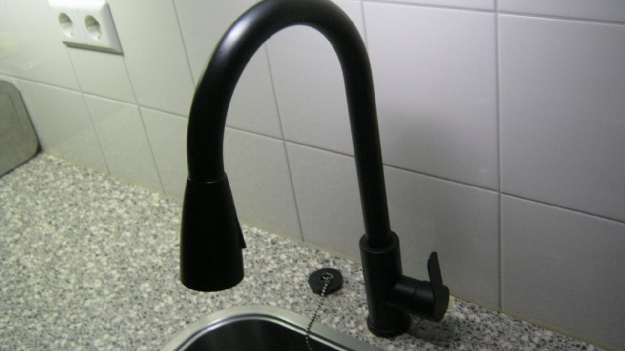 Keuken mengkraan met sla sproeier voor 20 euro