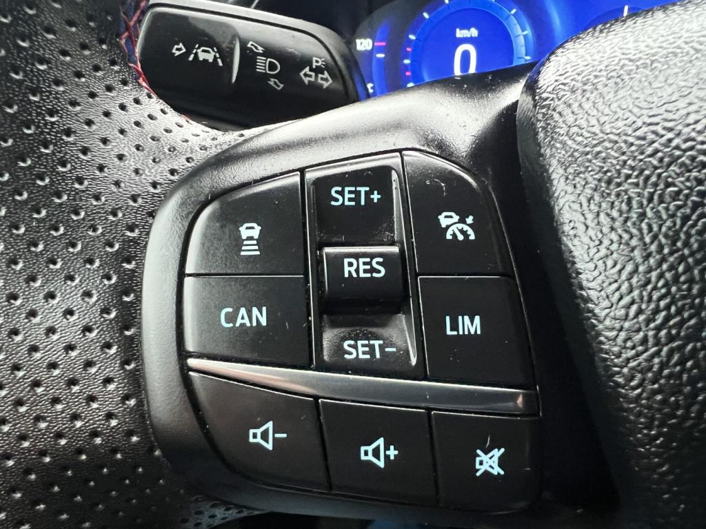 Ford Puma 1.0i ecoboost hybrid 125pk st-line , adaptive cc , carplay