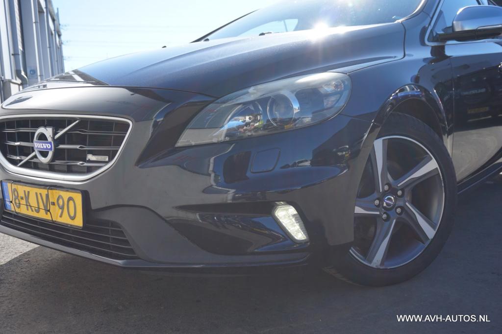 Volvo V40 1.6 t3 r-design