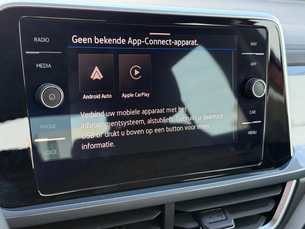 Volkswagen T-roc 1.5 tsi 150pk dsg style | navigatie | standkachel | camera