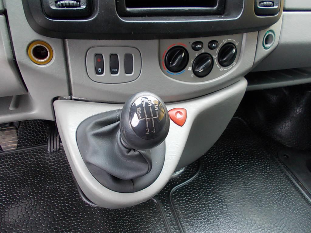 Renault Trafic 1.9 dci l2/h1 dc dubbele cabine airco