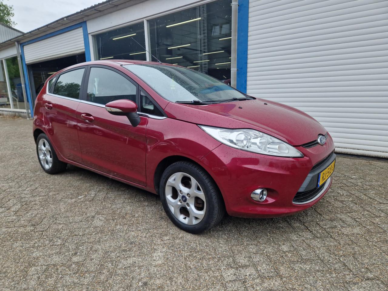 Ford Fiesta 1.6 Ghia