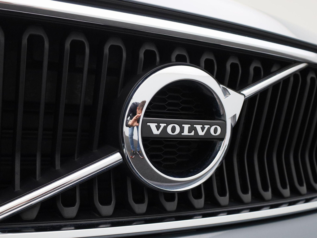 Volvo XC40 1.5 t3 momentum | automaat | lmv | navigatie | virtual cockpit |