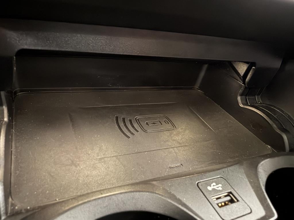 BMW 3-serie 330e m-sport | schuif/kanteldak | trekhaak | 360 camera |