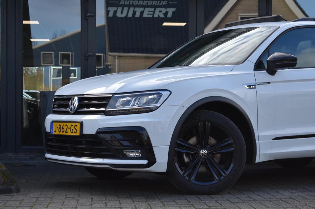 Volkswagen Tiguan 1.5 tsi act highline | r-line | black style | trekhaak | 