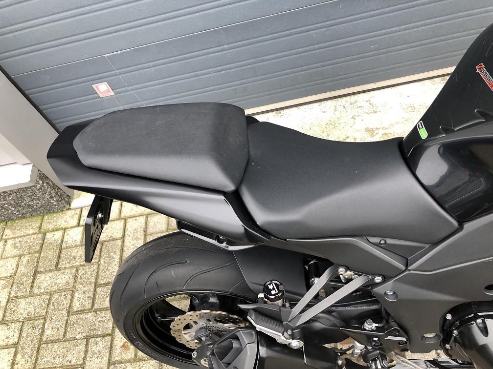 Kawasaki Z1000SX uit 2013 met 37dkm, nette staat, diverse extra's €6295,-
