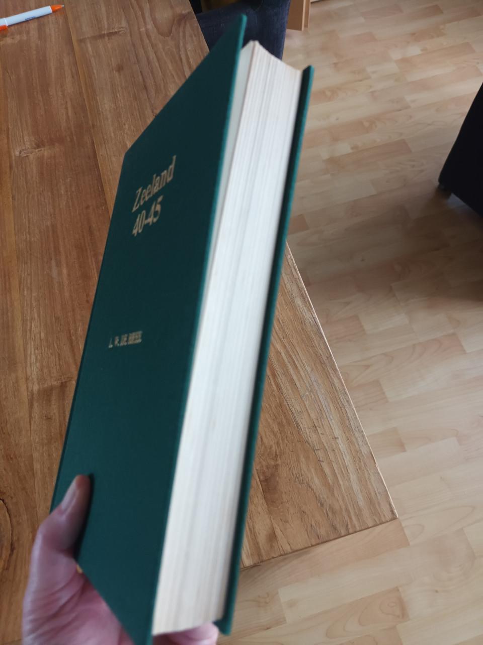 Zeeland 1940-1945 deel I van L.W. de Bree