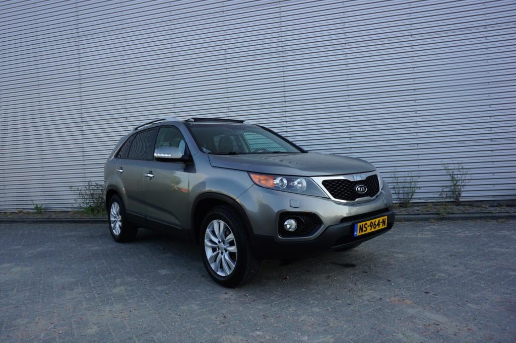 Kia Sorento 2.2 crdi x-clus. 7p. automaat - climate / navi / cruise / leder