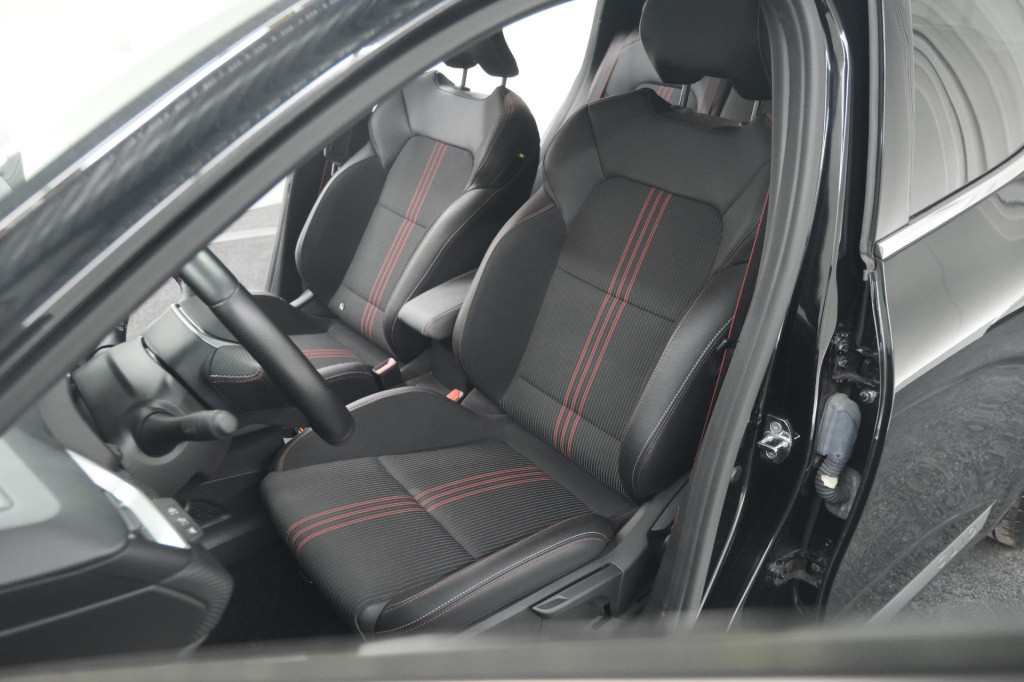 Renault Clio 1.6 e-tech hybrid 140 r.s. line | 360 camera | apple carplay |