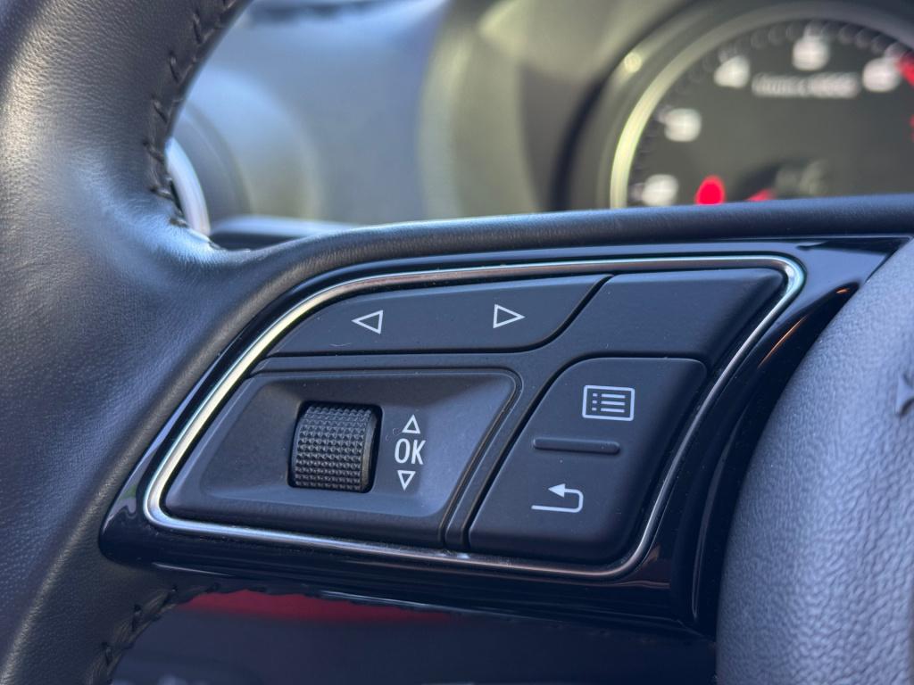 Audi Q2 30 tfsi sport edition* black pack * stoelverwarming * keyless