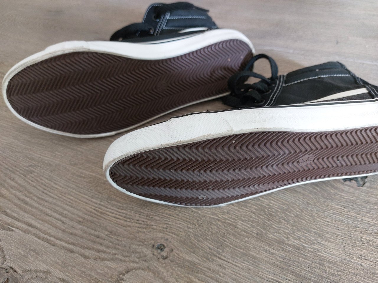 Zwart/wit sneakers maat 39 (6)