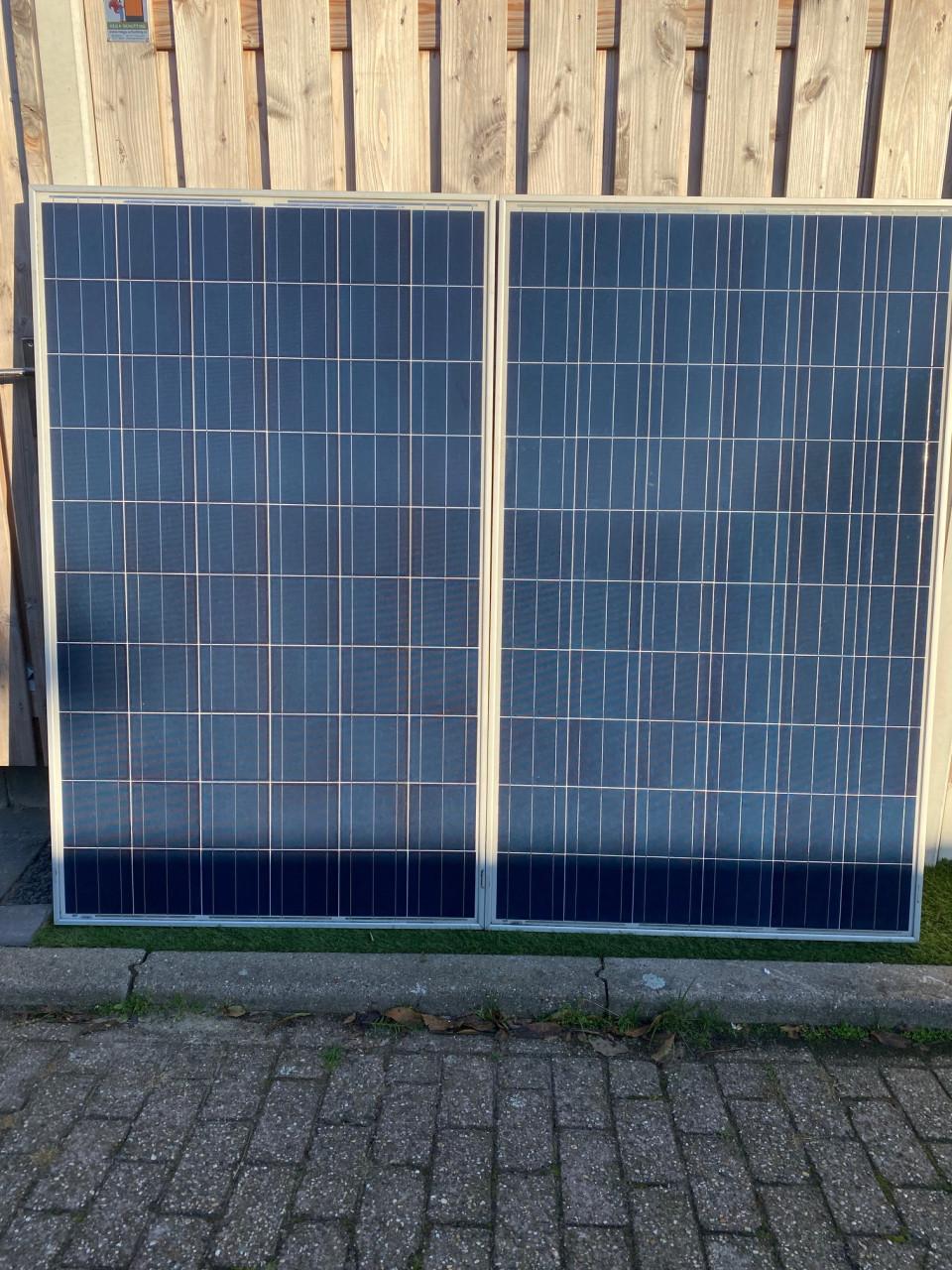 Zonnepanelen: 6 stuks x 250 WP