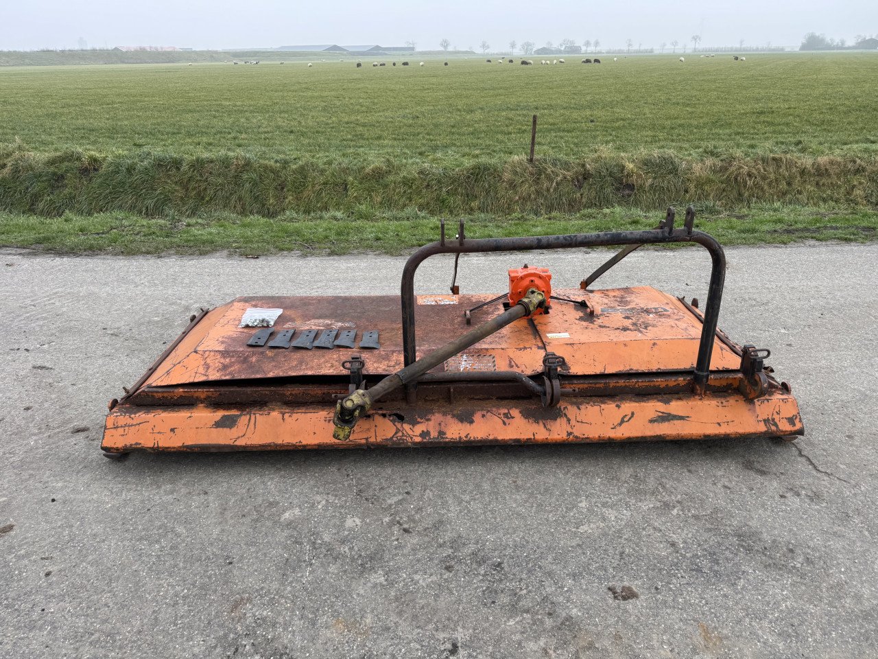 Perfect weidebloter TC 275