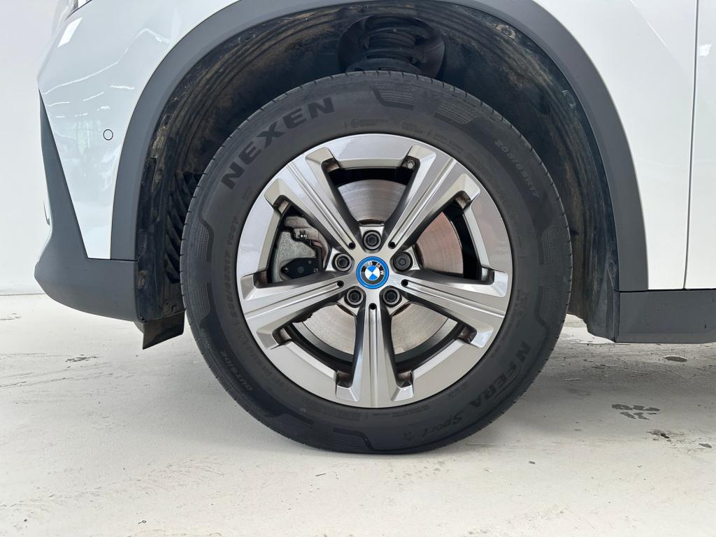 BMW X1 xdrive30e luxury | trekhaak | panoramadak | adaptief cc. |