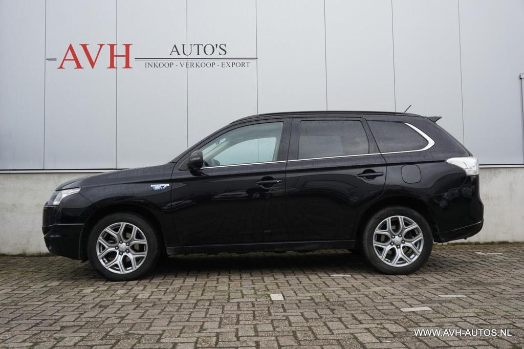 Mitsubishi Outlander 2.0 phev instyle