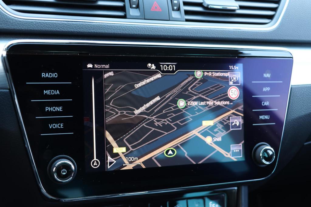 Skoda Superb combi 1.4 tsi iv business edition plus dsg6 218pk