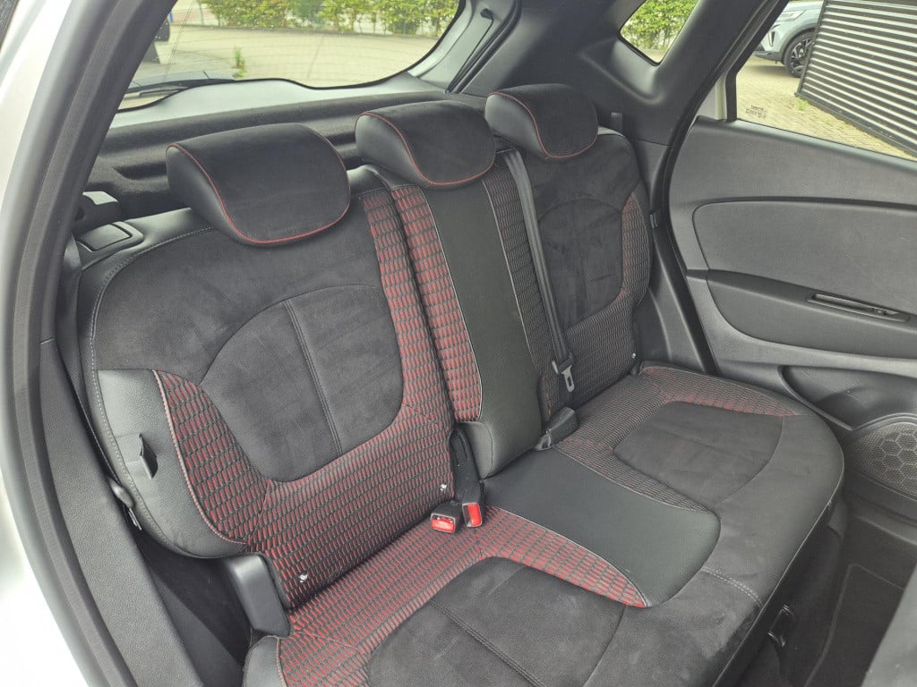 Renault Captur 1.3 tce 150 edc automaat red edition alcantara bekld., camer