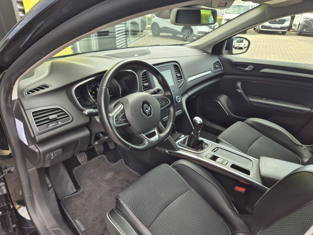 Renault Megane tce 130 bose camera, apple/android auto, pack easy life, tre