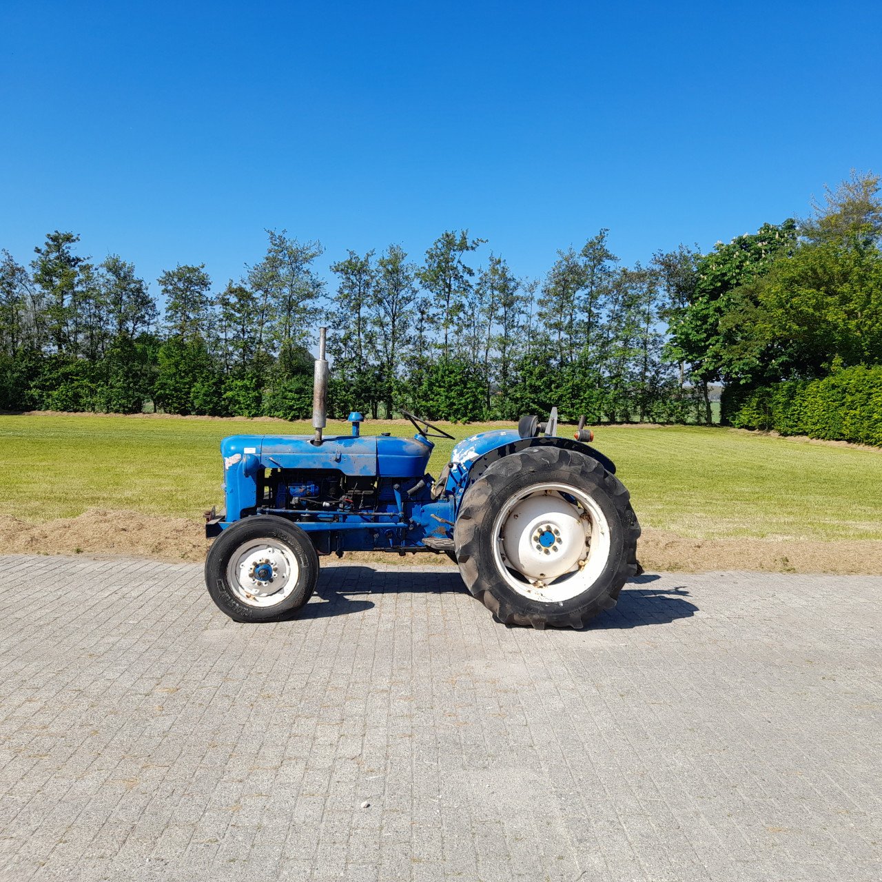 Te koop: leuke Ford Dexta uit 1961