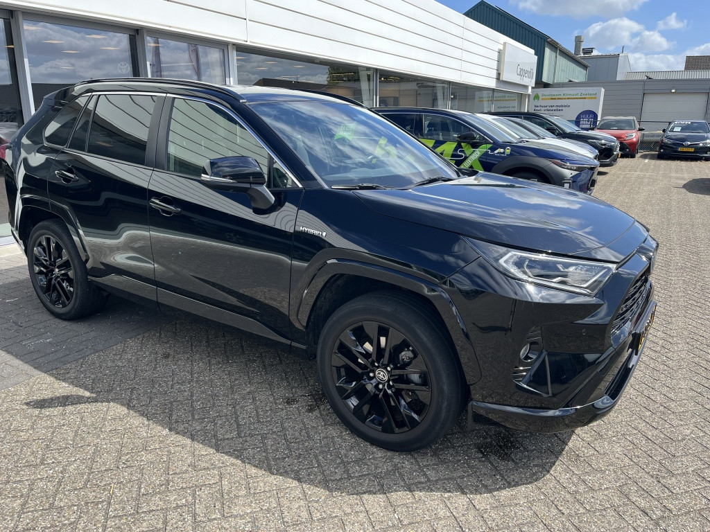 Toyota Rav4 | net binnen | 2.5 hybrid awd black edition.