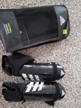 Scheenbeschermers nieuw