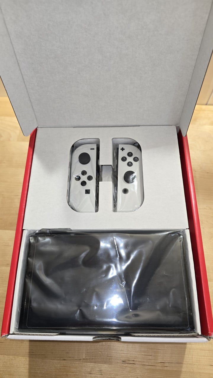 Nintendo switch Oled console game