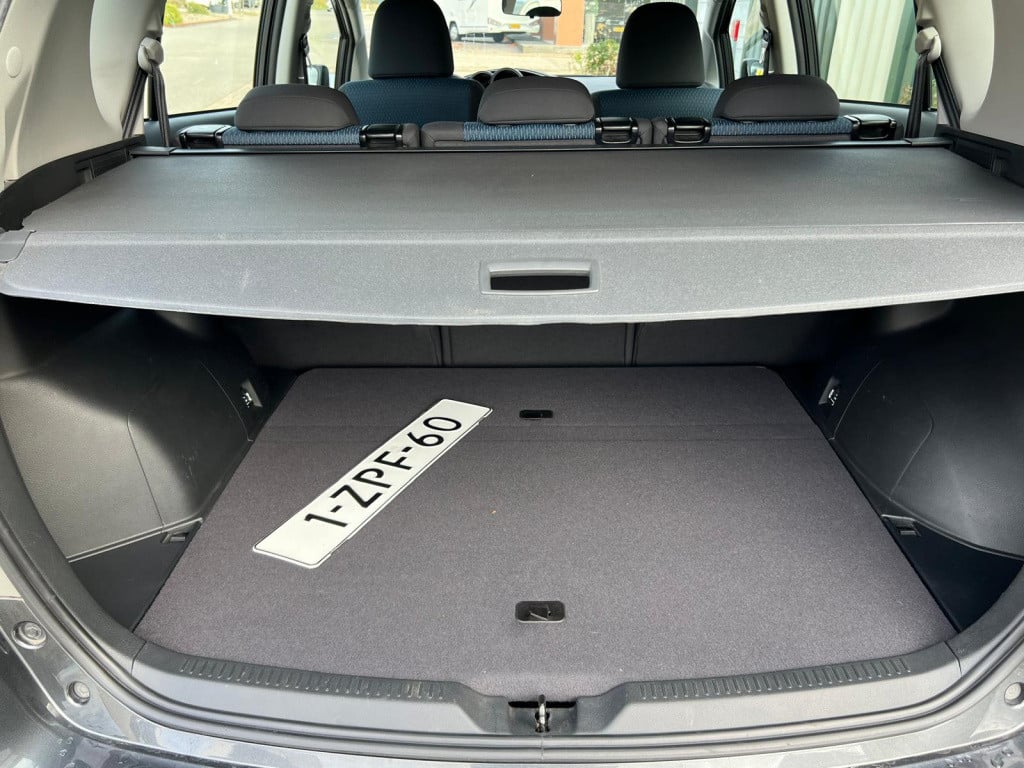 Toyota Corolla Verso 1.6 vvt-i comfort | trekhaak | park. sensoren | 100% d