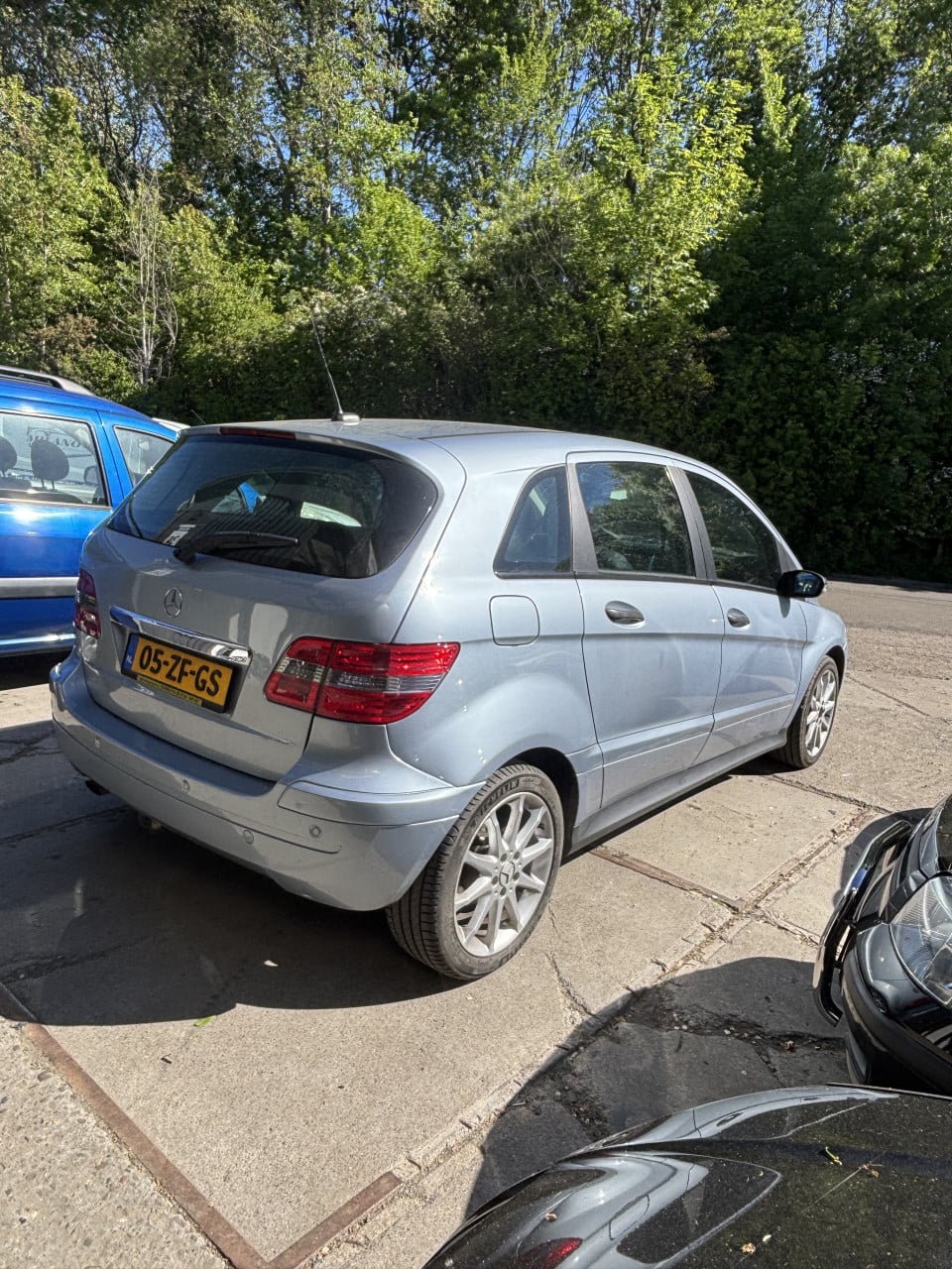 Mercedes B klasse jaar apk!