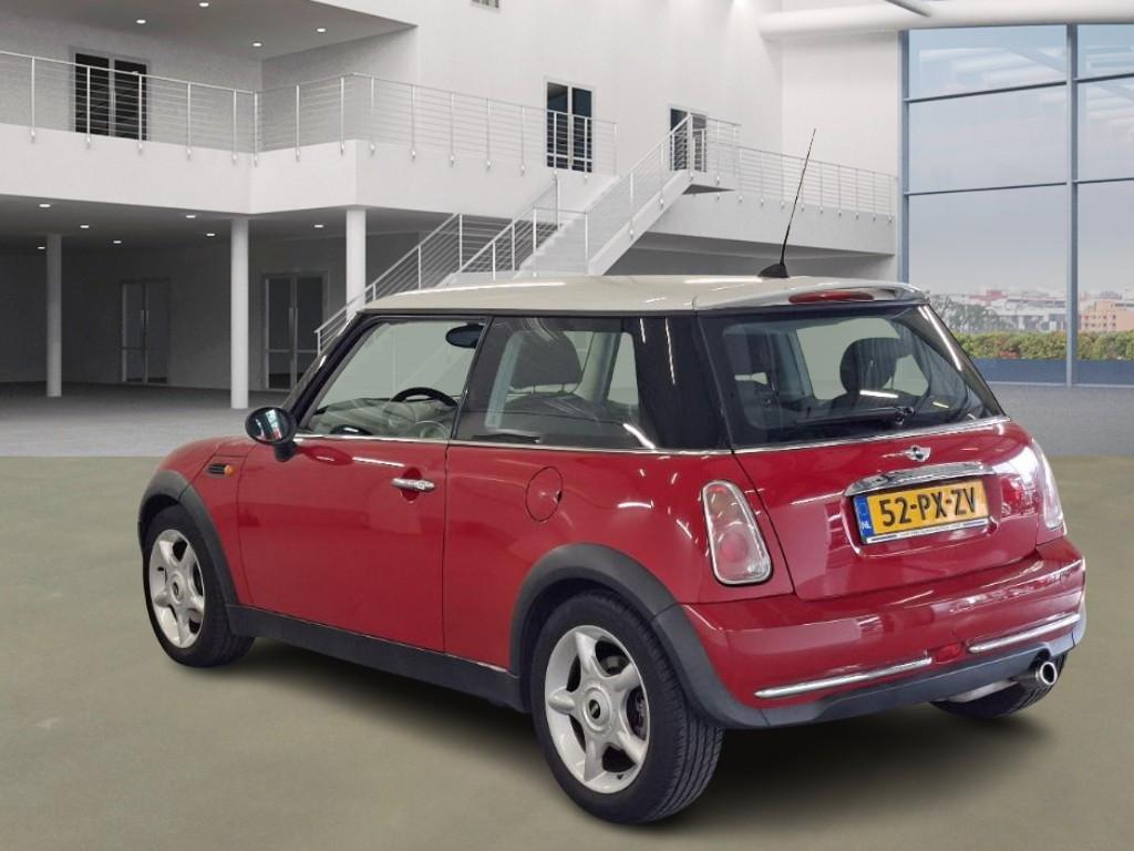 Mini !.6 Cooper-2005-km. 180.000-Airco-stuurbekr-L.M.velgen-apk-2600,=