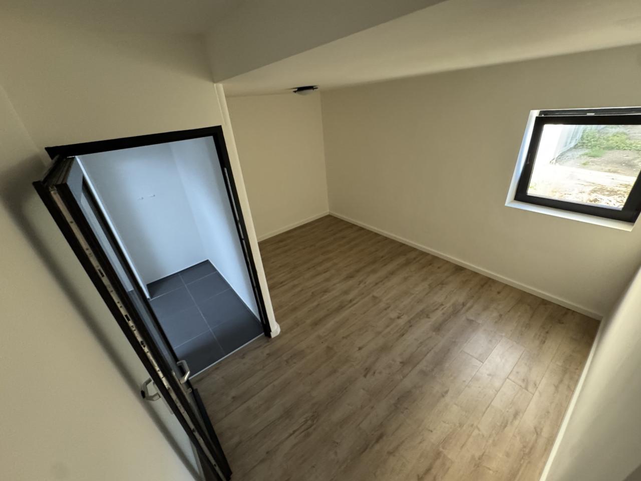 Magazijn-/bedrijfsruimte van 150 m²