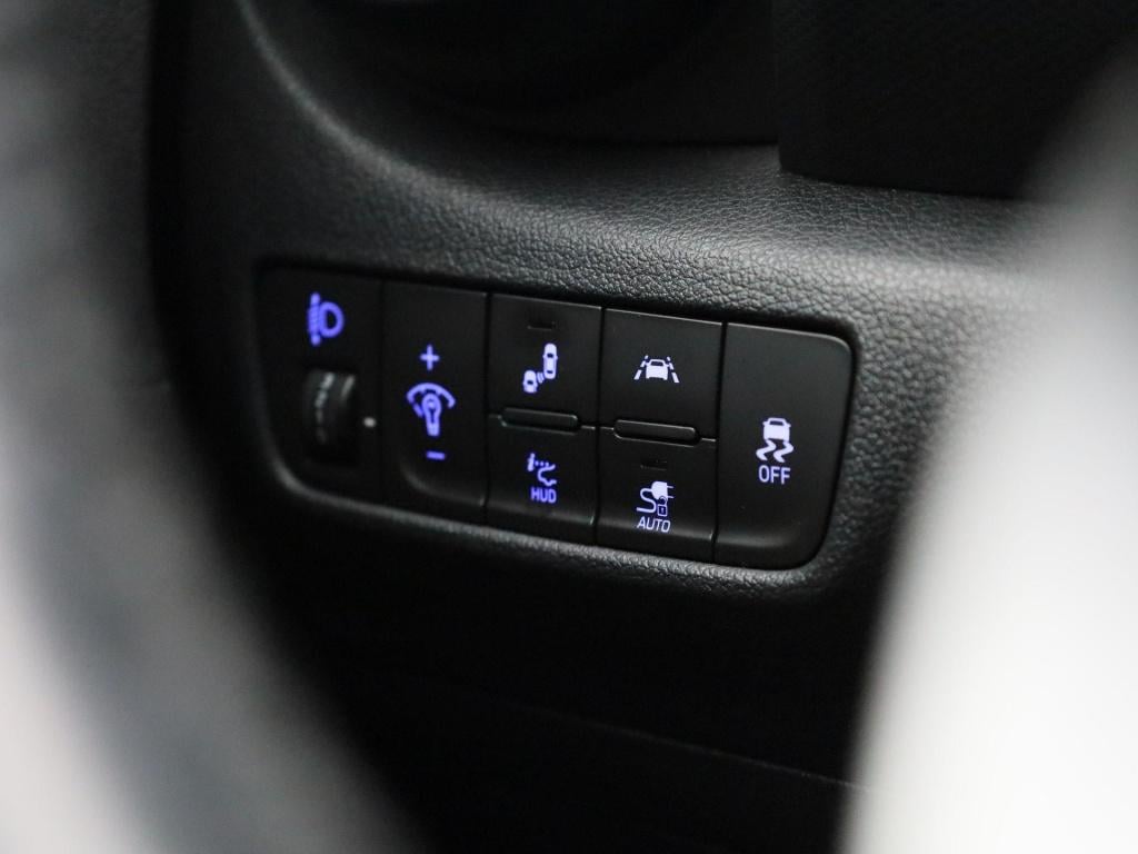 Hyundai Kona ev fashion 64 kwh